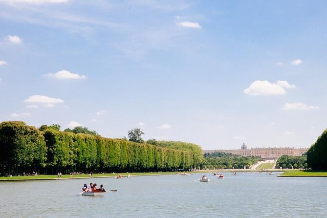 From Paris: Versailles Bike Tour w/ Palace, Gardens, & Picnic - The Grand Canal Picnic