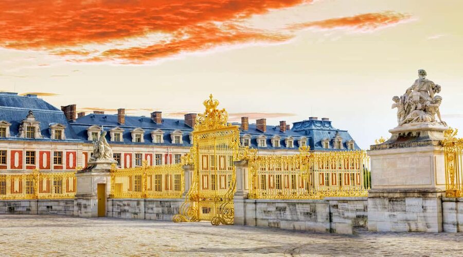 From Paris: Versailles Full-Day Guided Tour with Lunch - Walking the Gardens Before Lunch