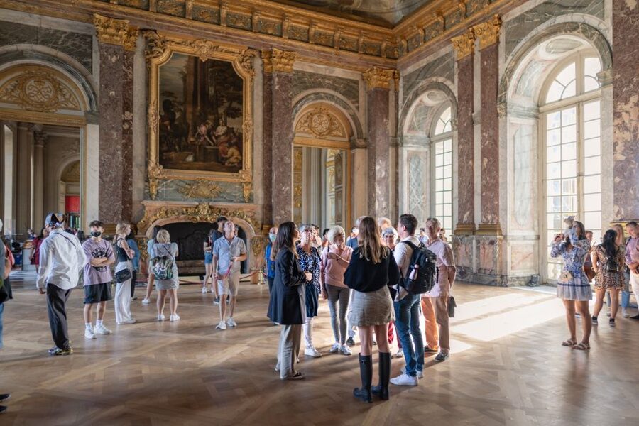 From Paris: Versailles Full-Day Trip by Train - Guide quality and group management