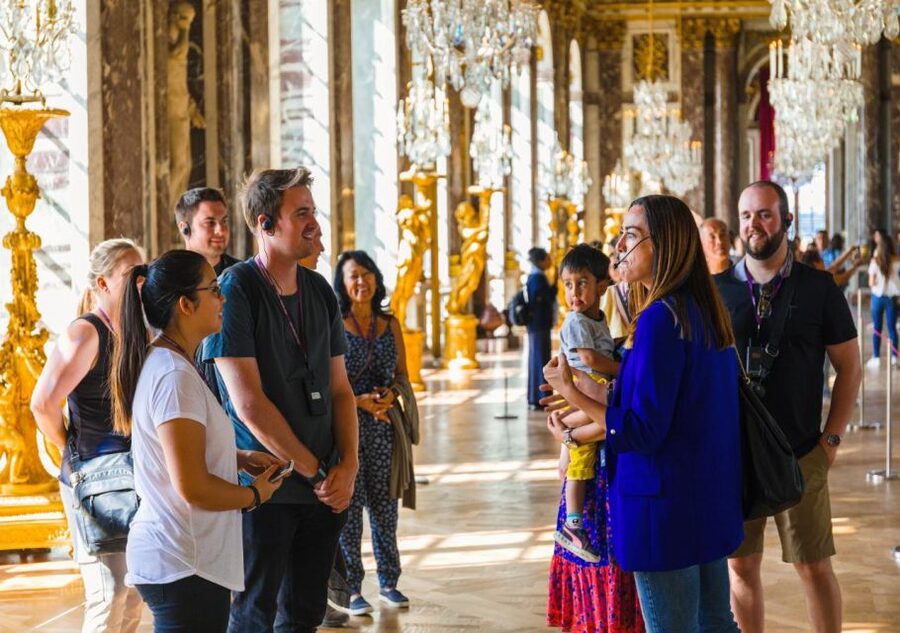 From Paris: Versailles Palace and Gardens Guided Day Trip - Meeting near Saint-Lazare and riding out to Versailles