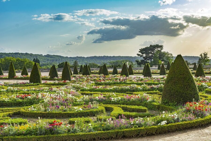From Paris: Versailles Palace and Gardens Guided Experience - Why the gardens are the heart of this Versailles visit
