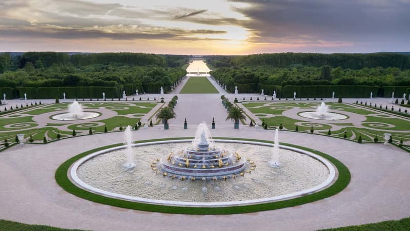 From Paris: Versailles Palace and Gardens with Transfer - Inside the palace, start with the Hall of Mirrors
