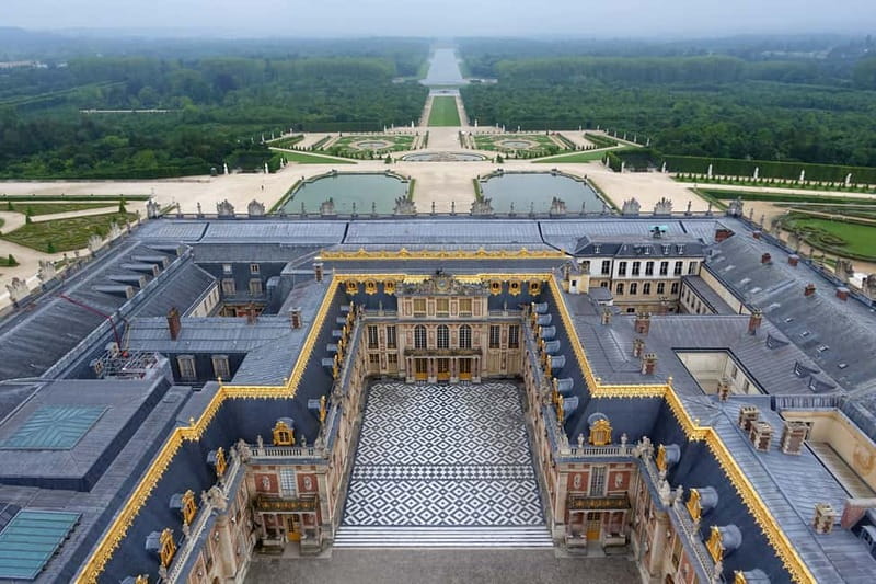 From Paris: Versailles Palace and Gardens with Transfer - Food, Trianon, and what is not included