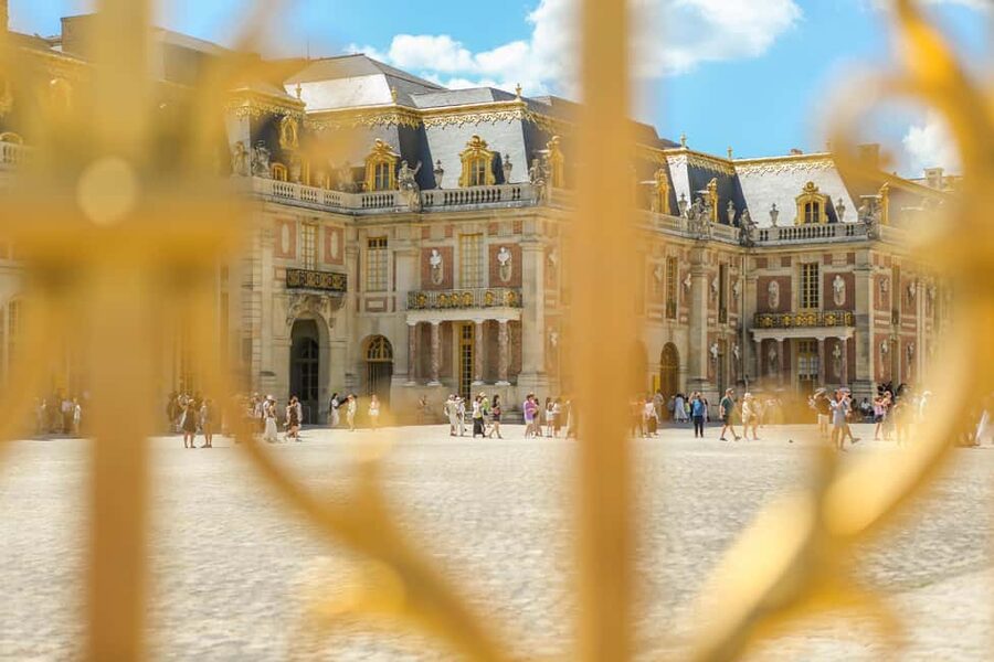 From Paris: Versailles Palace & Gardens with Transportation - From Paris to the Palace by Comfortable Coach