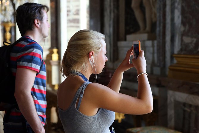 From Paris: Versailles Palace Guided Tour with Gardens Access - Taking your time in the Gardens of Versailles