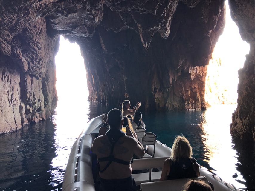 From Sagone/Cargèse: Scandola and Calanques de Piana Cruise - What the guide adds to the cruise