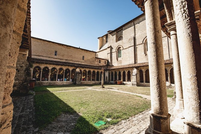 From Saint-Emilion : Electric Bike Day Tour with Wine Tastings and Picnic Lunch - Is $205.67 a fair price?