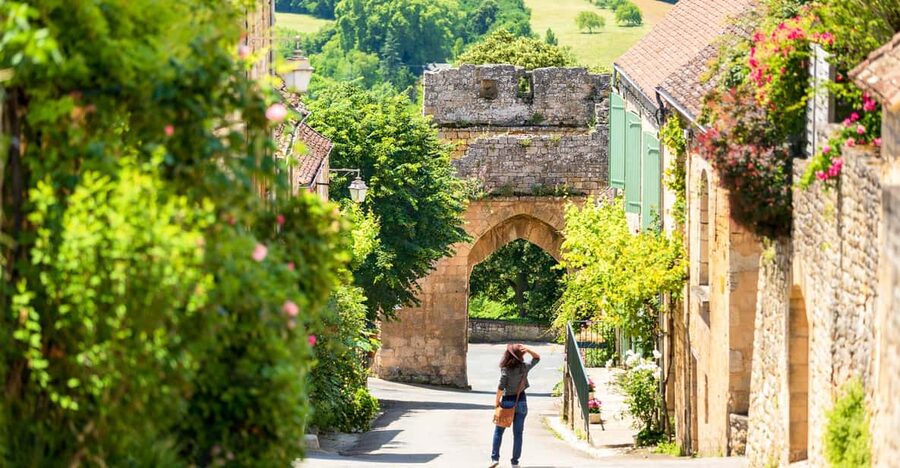 From Sarlat: Beynac & Domme Tour & Dordogne Boat Ride - La Roque-Gageac and one hour on the river