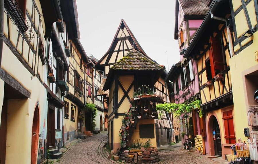 From Strasbourg: Castle, Riquewihr & Colmar Private DayTrip - Should you book the Strasbourg to Alsace private trip?