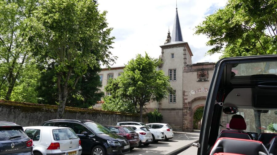 From Strasbourg: Medieval Villages & Wine Tasting Day Trip - Audio commentary instead of a live walking tour