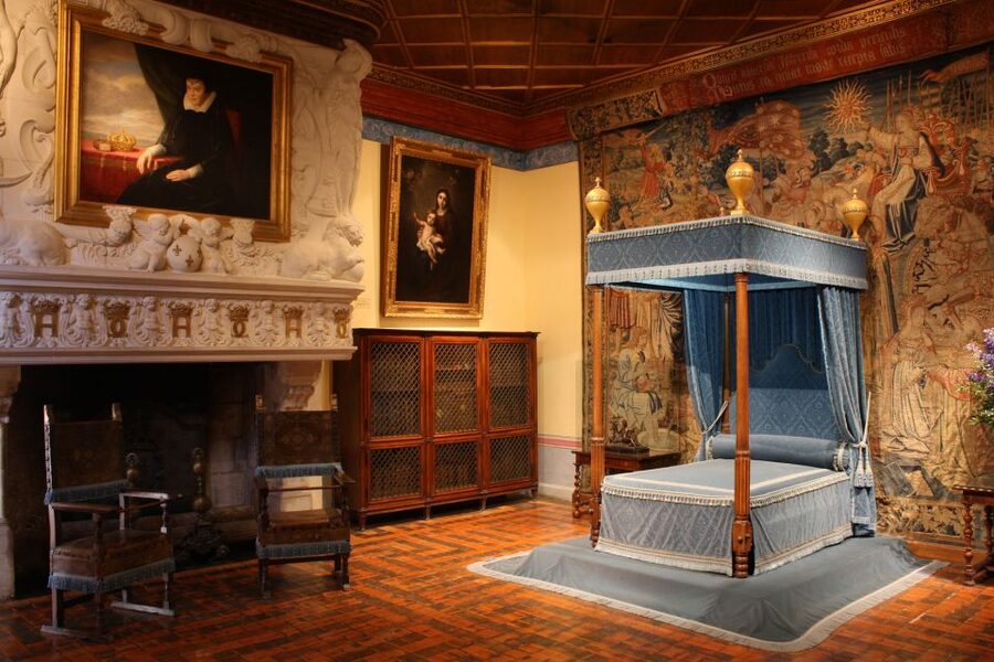 From Tours: Chenonceau and Chambord Castles Guided Tour - Who will enjoy this Loire Valley day trip?