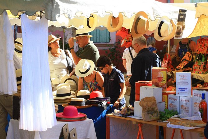 Full Day Best of Provence Tour from Avignon - Pont du Gard Ends the Day on a Grand Scale