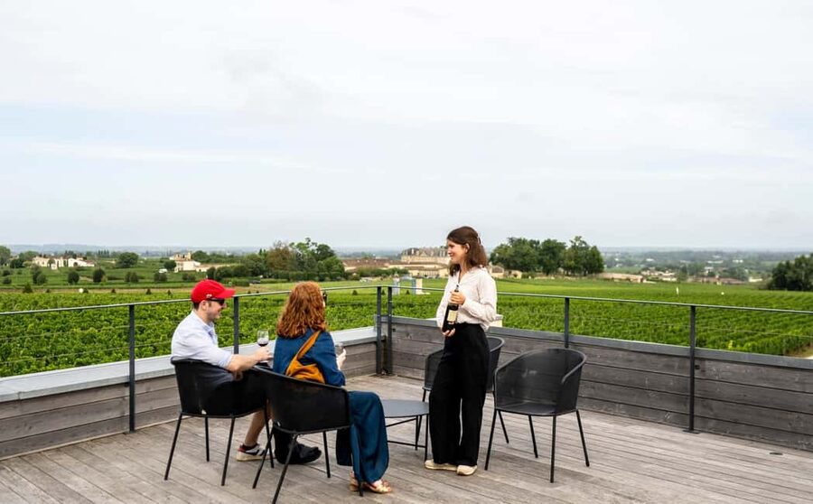 Full-day Saint-Emilion: Village, Undergrounds and Châteaux - Who will enjoy this tour most