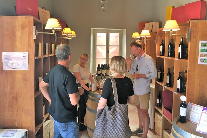 Full-Day Wine Tour around Luberon from Marseille - Lourmarin gives you 90 minutes for lunch