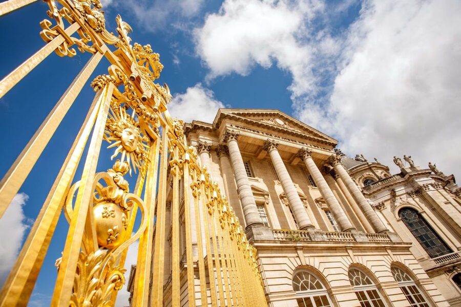 Gardens of Versailles Walking Tour & Palace Entry - Groves, fountains, and the design of royal power