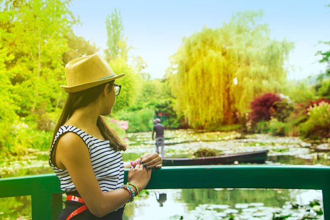 Giverny Monet's Home & Versailles Palace Day Trip from Paris - One hour in the Versailles gardens