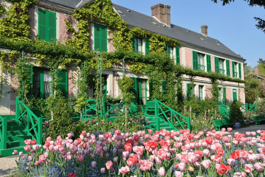 Giverny: Monet's House & Gardens Private Guided Tour +Ticket - Timing, crowds, and comfort