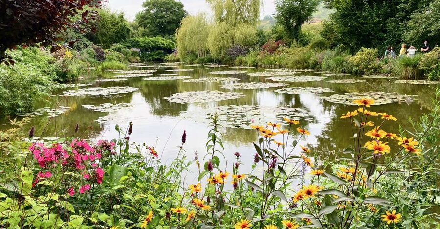 Giverny Versailles Trianon Small Group by Minivan from Paris - Key points to know before booking