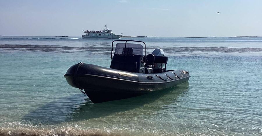 Glénan islands discover, full or half day privatization - Swimming, snorkeling, fishing, and a Robinson-style picnic