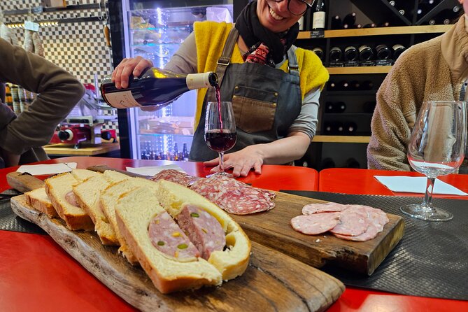 Gourmet tour of Presqu’île & Vieux Lyon 4 hours - meal included - Place de la Bourse and the Palais de la Bourse
