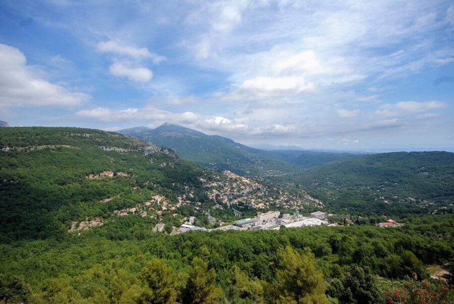 Grasse, Valbonne & Gourdon: Day Tour with Wine Tasting - Key points at a glance