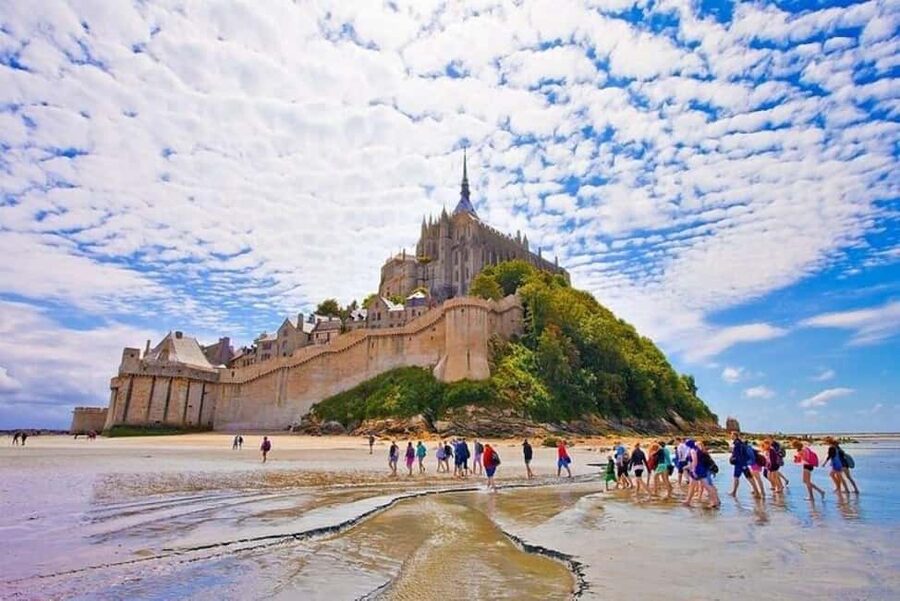 Group Visit to Mont Saint-Michel: A Shared Historic Journey - The real appeal: a cruise-safe route to Mont Saint-Michel