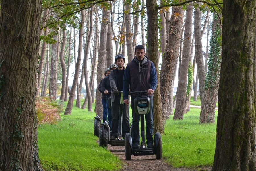 GUIDED IN SEGWAY - MENHIRS - 1:30 - Why a Segway works well in Carnac
