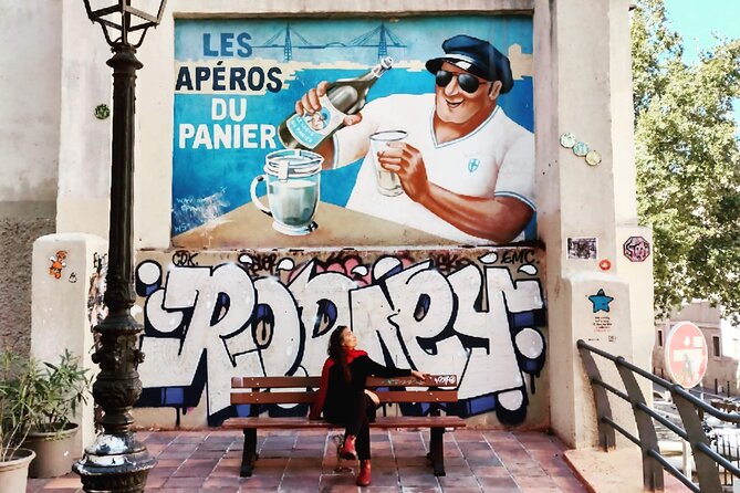 Guided Tour in Marseille: Vieux Port & Old City - Group size, timing, and physical effort