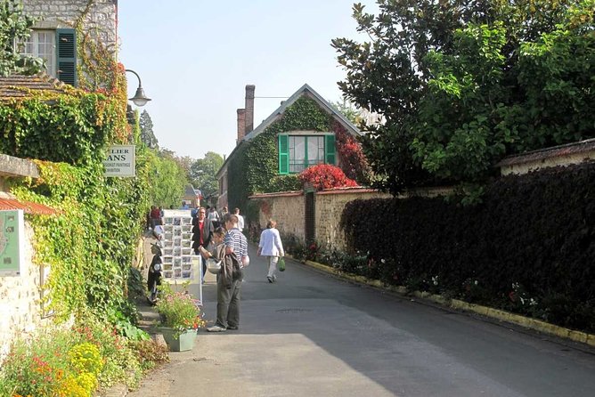 Guided tour Monet's house and gardens/small group - Why a guide changes the Giverny experience