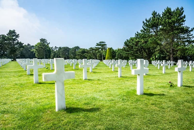 Guided Tour of the Landing Sites and the Memorial of Caen - The minivan route connects the important D-Day sites