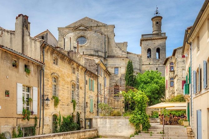 Half Day Pont-du-Gard, Uzès, Nîmes Tour from Avignon - Why the guide can make or break the day
