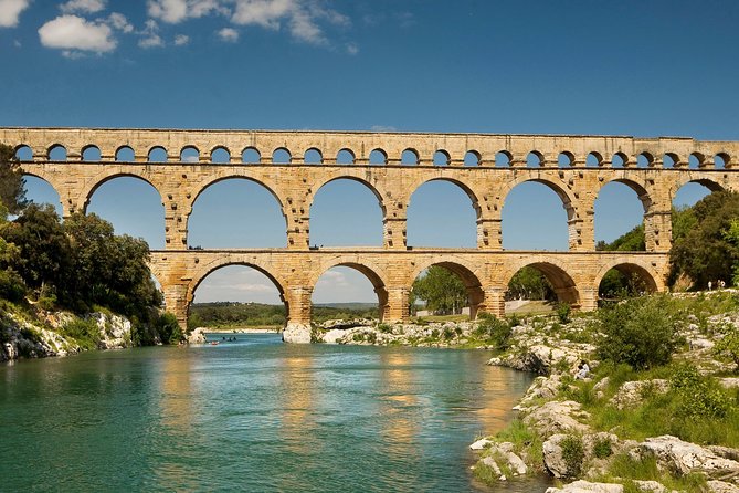 Half Day Pont-du-Gard, Uzès, Nîmes Tour from Avignon - Who should book this half-day outing?