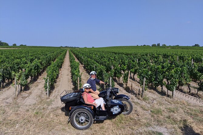 Half-day private tour in Saint-Emilion in a sidecar - What the private format is really worth