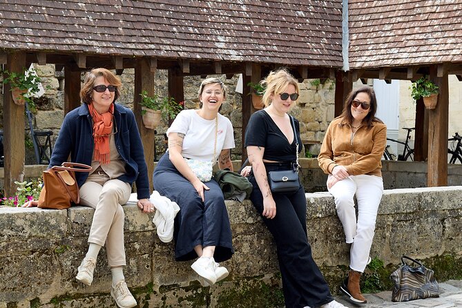 Half day tour Saint-Emilion : Village & Château with wine tasting - Leaving Bordeaux in an air-conditioned van