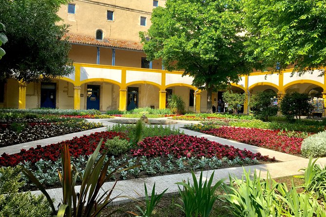 Half-Day Van Gogh Tour of Provence from Avignon - Les Baux de Provence: the tour’s big scenic pause