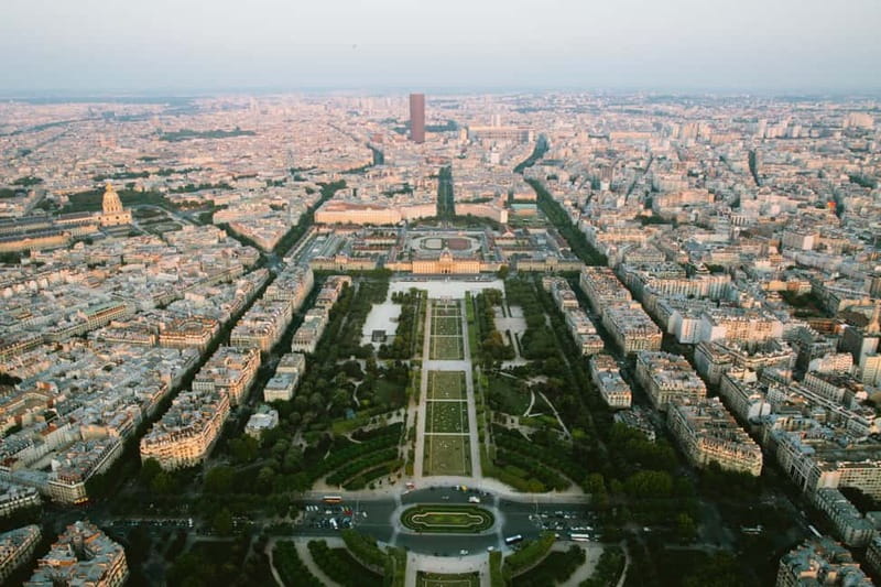 Highlights of Paris Bike Tour in English or Dutch - Why a bike is a smart way to see Paris