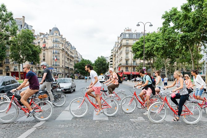Highlights of Paris Bike Tour w/ a Local Guide (English or Dutch) - Starting at Rue Edgar Faure