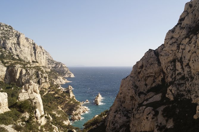 Hiking in the Calanques National park from Marseille - What the guides add to the walk
