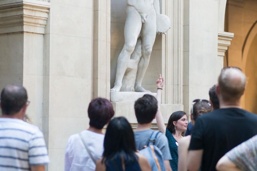 Historical and naughty tour of Lyon in french - Key points to know before booking