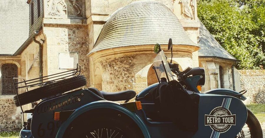 Honfleur: Private Guided City Tour by Vintage Sidecars - Starting in Honfleur and heading up Rue Baudelaire