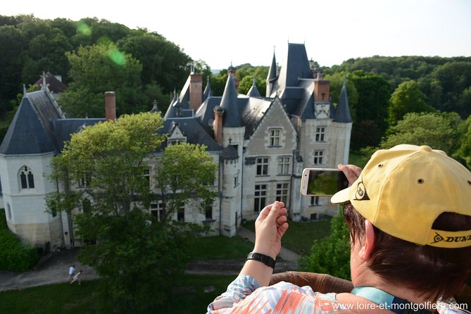 Hot Air Balloon Flight over the castle of Chenonceau / France - The post-flight wine, cheese, and ballooning ceremony