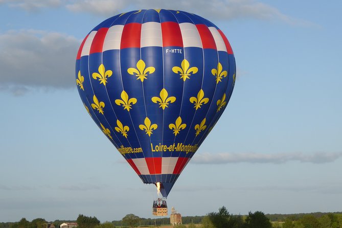 Hot Air Balloon Flight over the castle of Chenonceau / France - Is $277.05 a fair price?