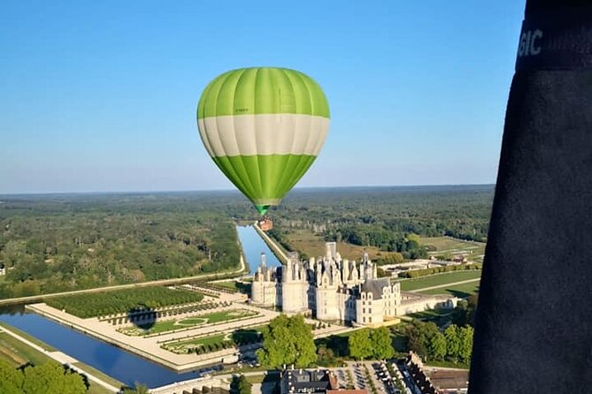 Hot air ballooning: Chambord, Blois, Chenonceau, Cheverny or Chaumont - A Castle View From the Balloon Basket