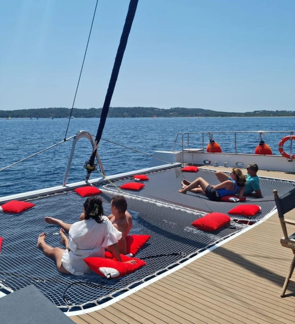 Hyères : Morning Discovery or Relaxing Afternoon cruise - Finding Iladora at Port de Hyères