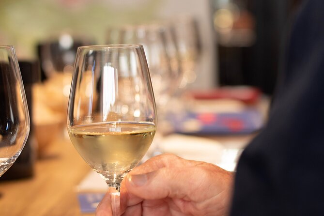 Introduction to Bordeaux wines paired with cheeses & charcuterie - A useful first lesson in Bordeaux wine