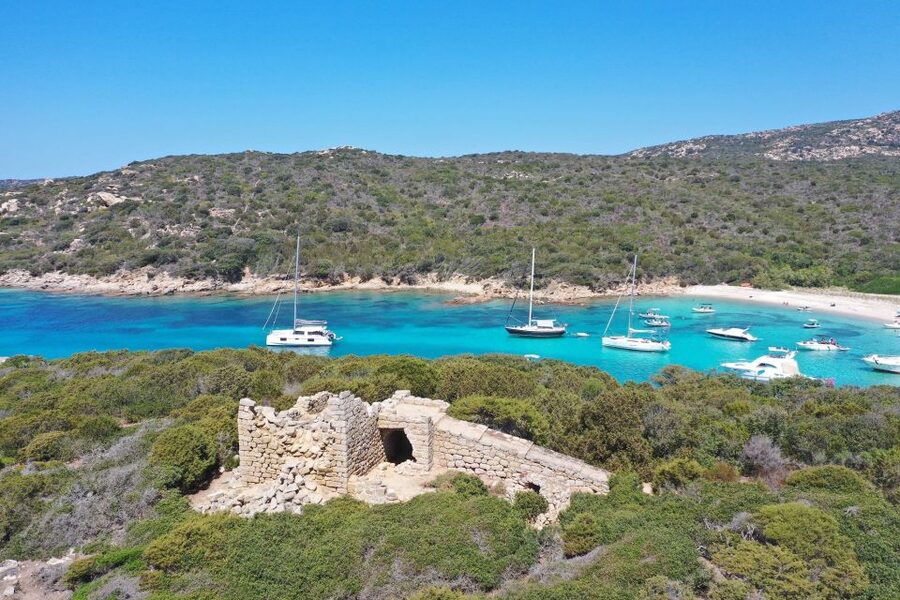 Journée bateau PLAGES, CRIQUES,CALANQUES sauvages - The PRUPRIA makes the long day easier