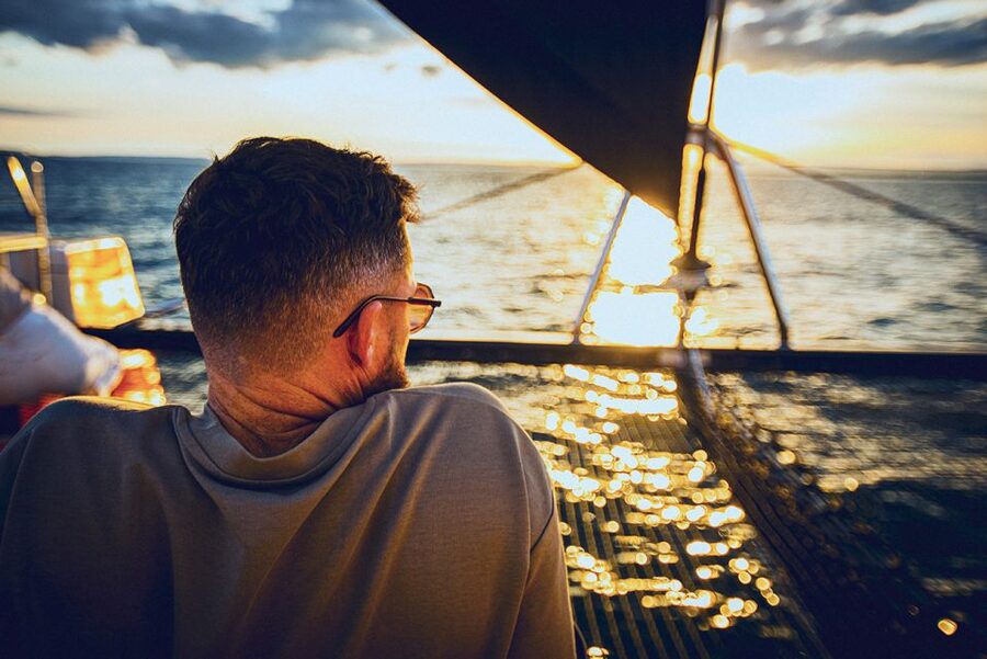 La Grande Motte: Camargue Sunset Catamaran Tour with a Drink - FAQ