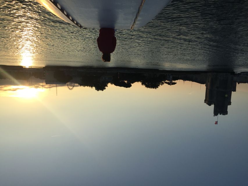 La Rochelle: 1-Hour Boat Tour of the Bay - Who should book this boat ride?