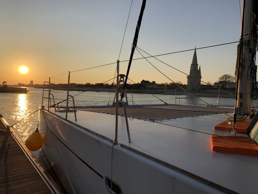 La Rochelle: 2-Hour Sunset Sailing Cruise - A picnic makes the two hours feel more personal