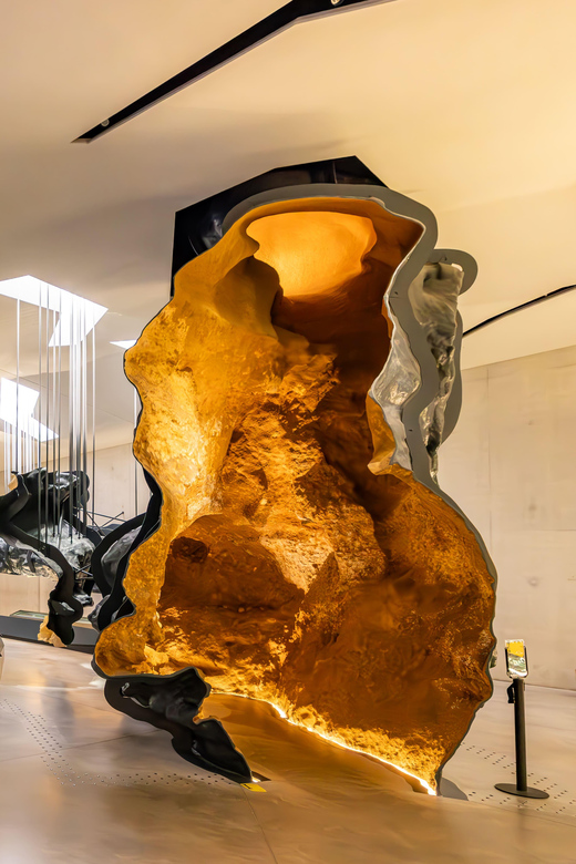 Lascaux IV: Full Replica Cave Experience Ticket - Why the full replica makes Lascaux IV special